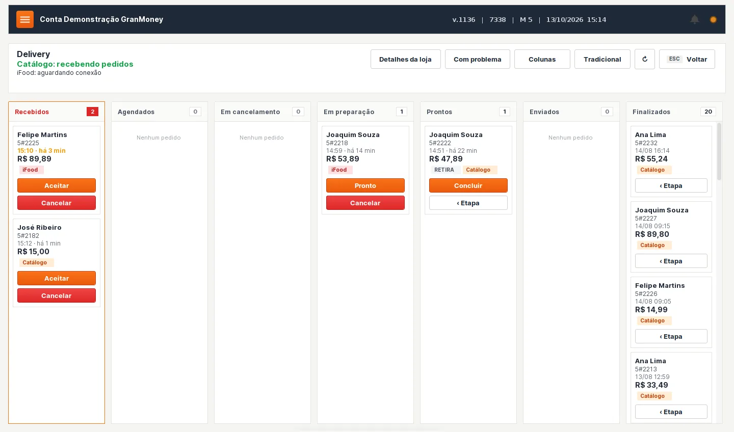 Kanban de delivery do PDV 2.0 com colunas Recebidos, Agendados, Em cancelamento, Em preparação, Prontos, Enviados e Finalizados e cartões com selos iFood e Catálogo